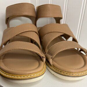 Adam Tucker Womens AYLIN6 Leather Casual Ankle Strap Dune Color Size 7.5